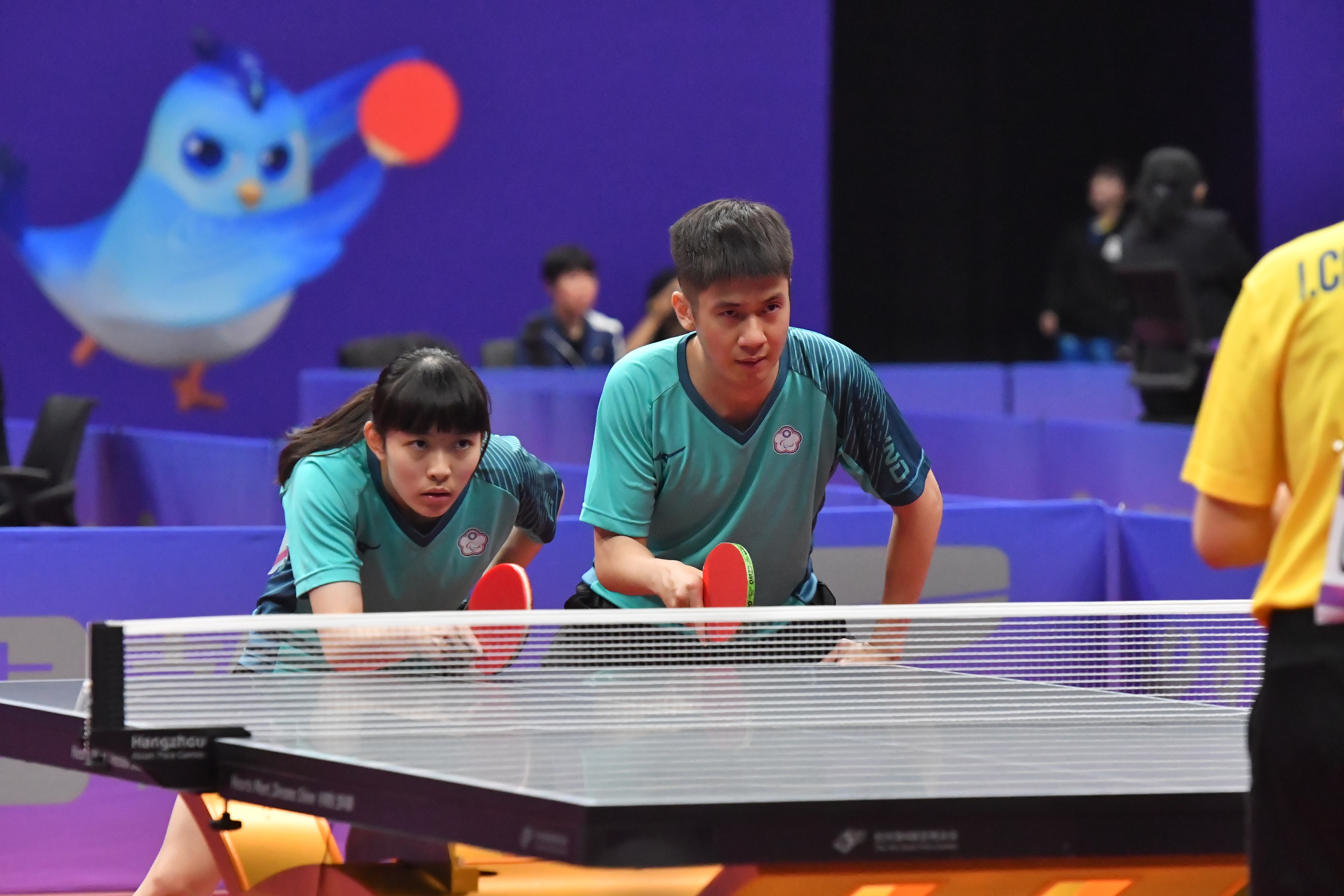 我國桌球混雙組合林姿妤、林駿梃XD17-20級比賽照。