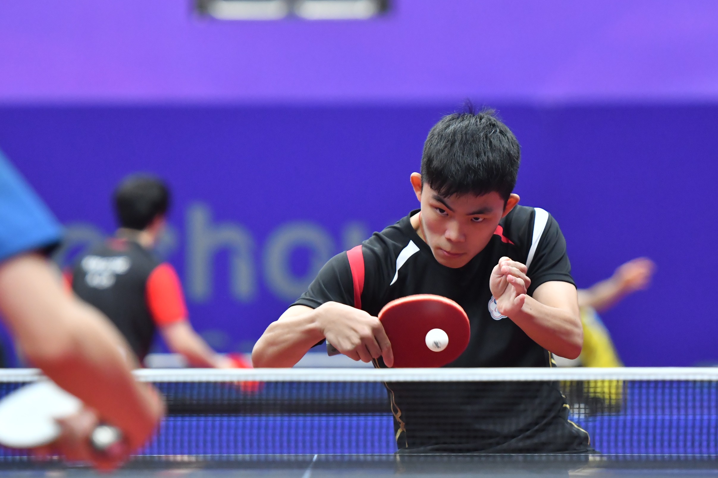 我國桌球新星陳柏諺男子XD17-20級比賽精采瞬間。