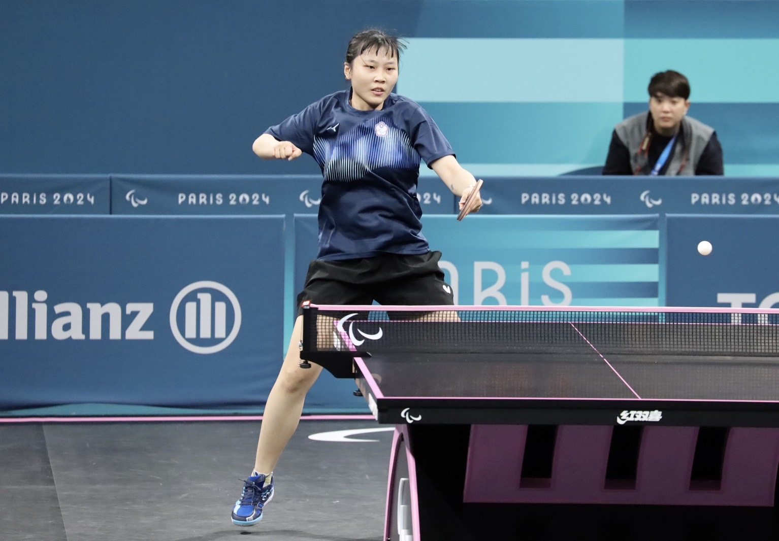 2024巴黎帕運我國桌球女將田曉雯參加女子單打TT10級比賽照。