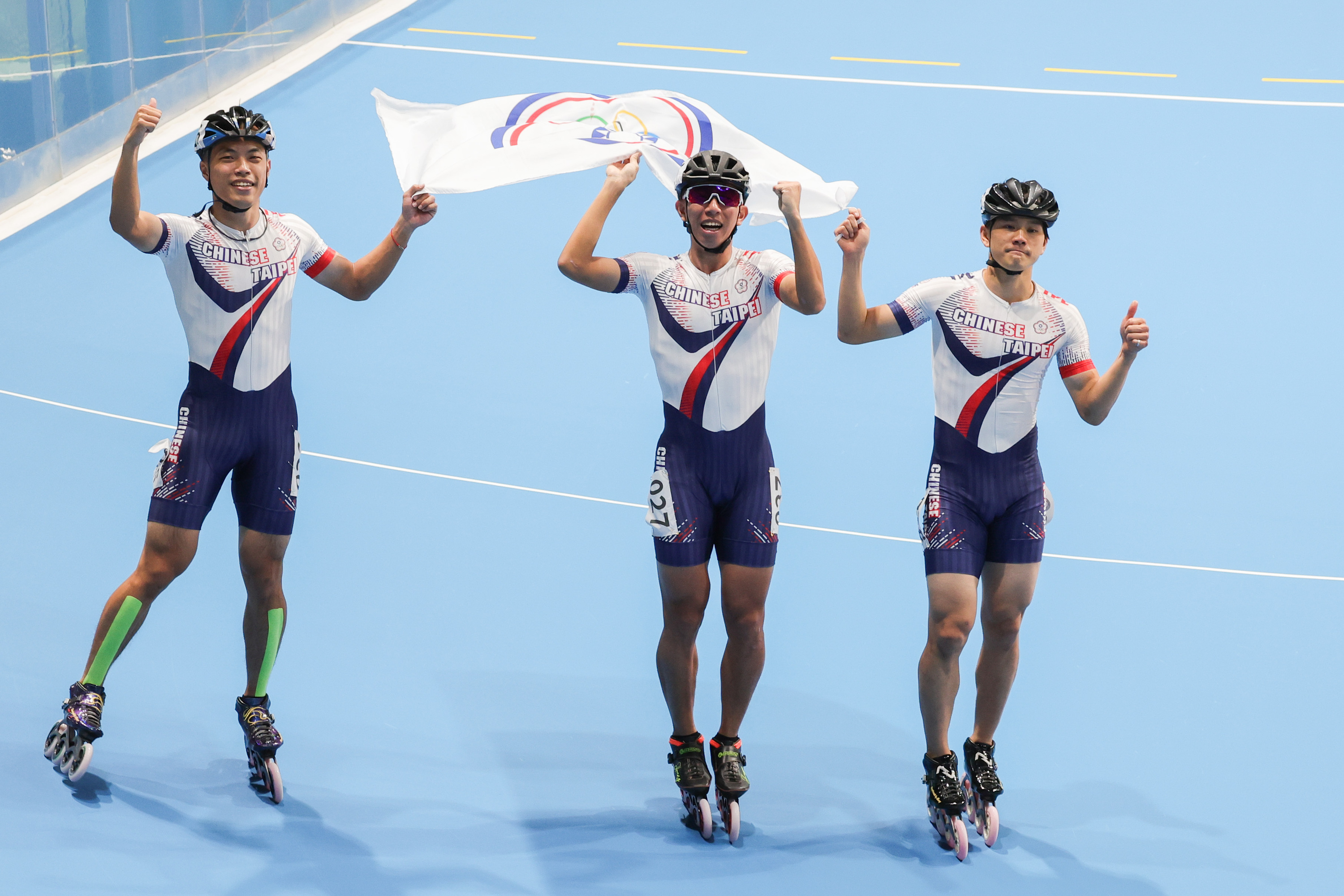 2022年杭州亞運會，劉懿萱、李孟竹、楊合貞於女子3000公尺接力賽勇奪金牌。