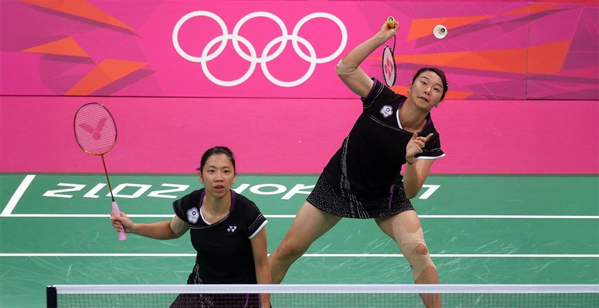 我國羽球好手簡毓瑾（右）、程文欣（左）出賽女子雙打拿下第5名的佳績。 