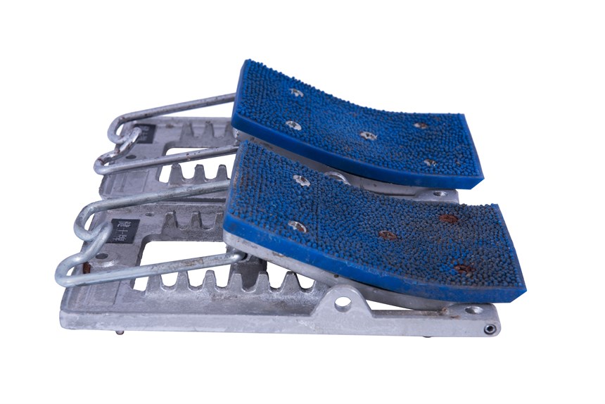 踏板 (2021-04-CE-C-00104-0)