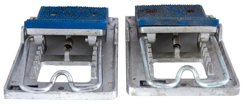 踏板 (2021-04-CE-C-00104-6)