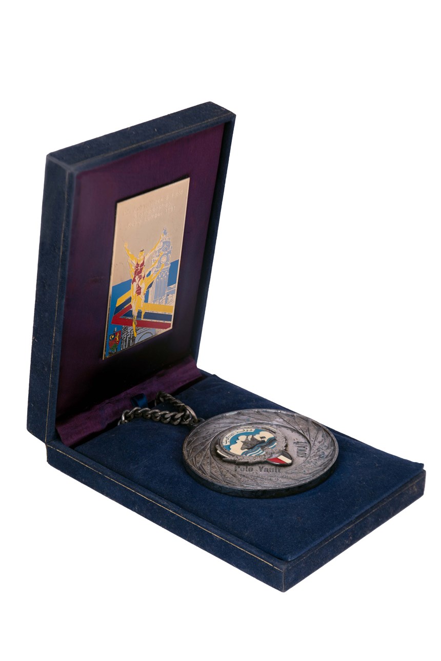 獎牌 (2021-04-HA-A-00014-2)