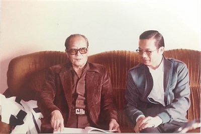 戴士哲1980年與老師劉雲樵合照
