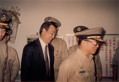 海軍總司令葉昌桐1991年蒞臨左營運動訓練中心視導照片(二)