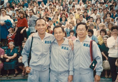 陳良嶋「1980歐洲國際分齡賽」與中華隊職員合照